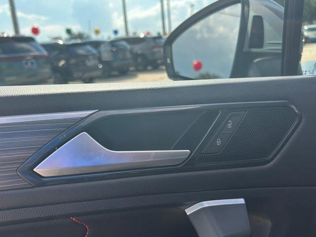 Photo of 2024 Deep Black Volkswagen Tiguan