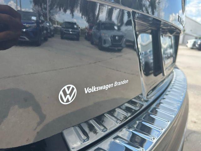 Photo of 2024 Deep Black Volkswagen Tiguan