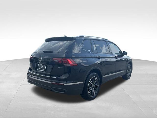 Photo of 2024 Deep Black Volkswagen Tiguan