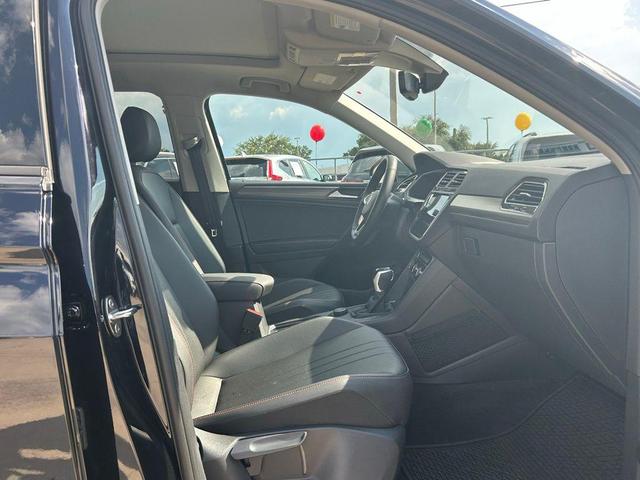 Photo of 2024 Deep Black Volkswagen Tiguan