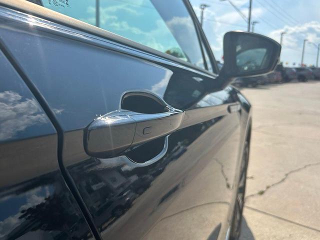 Photo of 2024 Deep Black Volkswagen Tiguan