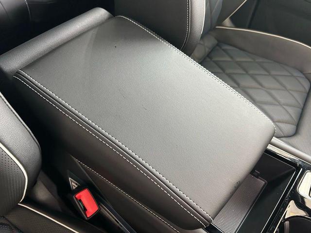 Photo of 2025 Pure Gray Volkswagen Atlas Cross Sport