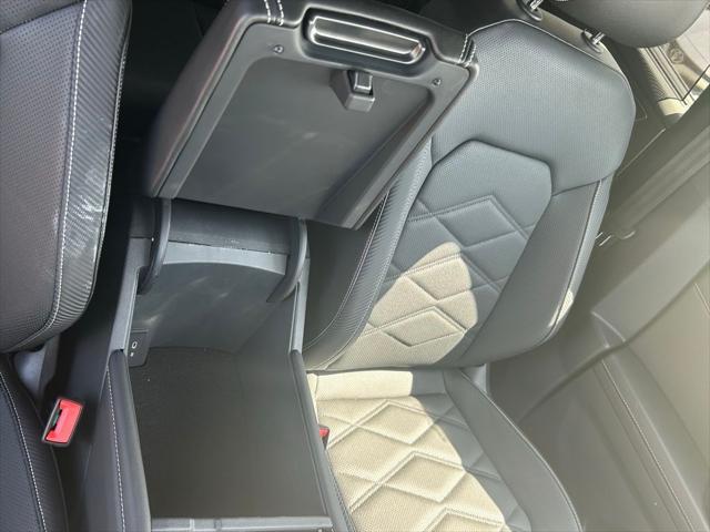 Photo of 2025 Pure White Volkswagen Atlas Cross Sport