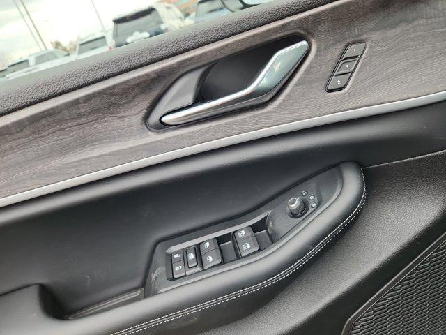 Photo of 2025 Diamond Black Jeep Grand Cherokee