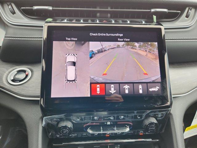 Photo of 2025 Diamond Black Jeep Grand Cherokee