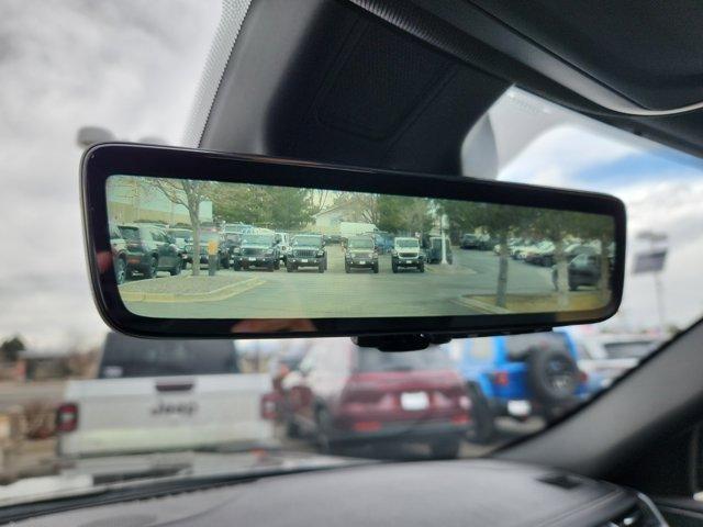 Photo of 2025 Diamond Black Jeep Grand Cherokee