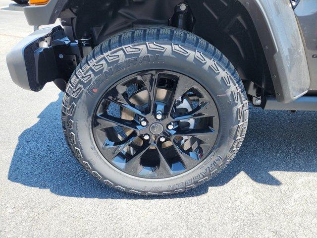 Photo of 2025 Granite Crystal Clearcoat Metallic Jeep Gladiator
