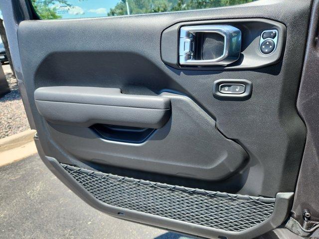Photo of 2025 Granite Crystal Clearcoat Metallic Jeep Gladiator