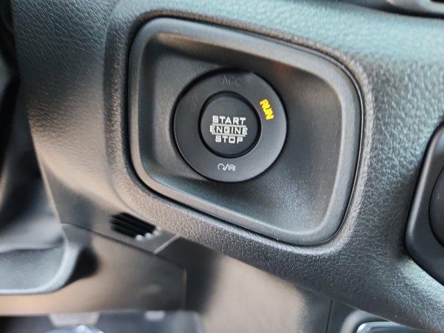 Photo of 2025 Granite Crystal Clearcoat Metallic Jeep Gladiator