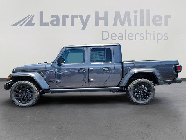Photo of 2025 Granite Crystal Clearcoat Metallic Jeep Gladiator