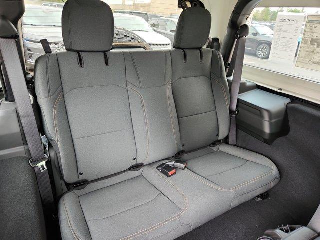 Photo of 2025 Black Clearcoat Jeep Wrangler