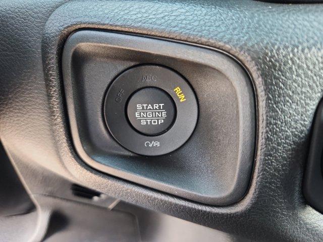 Photo of 2025 Granite Crystal Clearcoat Metallic Jeep Wrangler