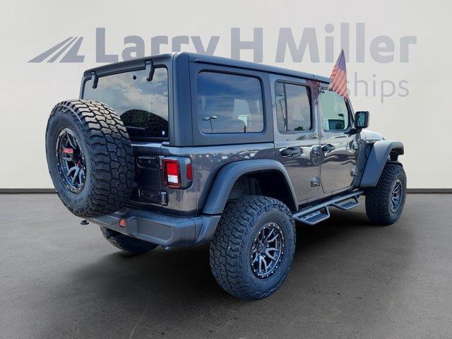 Photo of 2025 Granite Crystal Clearcoat Metallic Jeep Wrangler