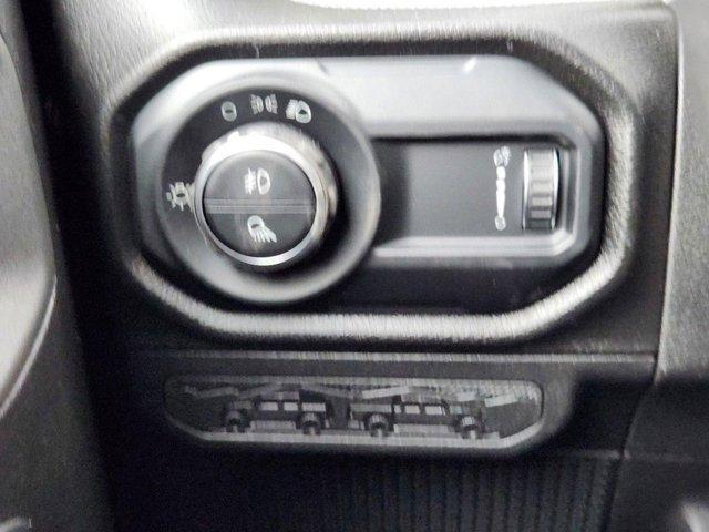 Photo of 2025 Black Clearcoat Jeep Gladiator