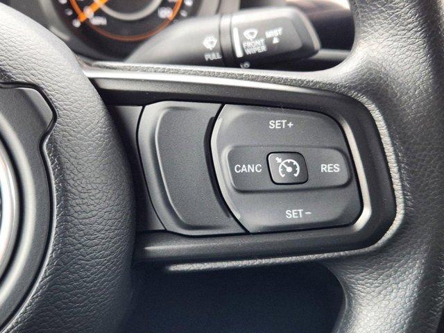Photo of 2025 Black Clearcoat Jeep Gladiator