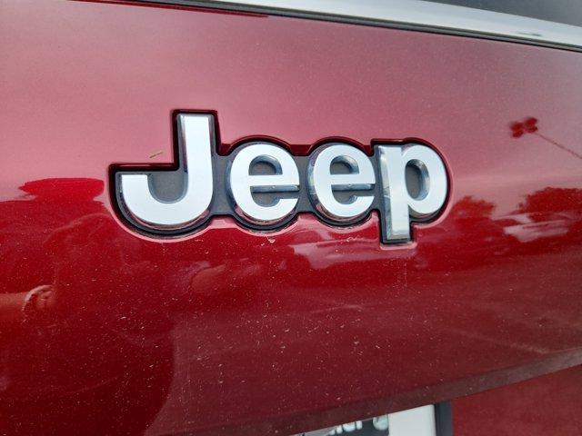 Photo of 2023 Velvet Red Pearlcoat Jeep Grand Cherokee L