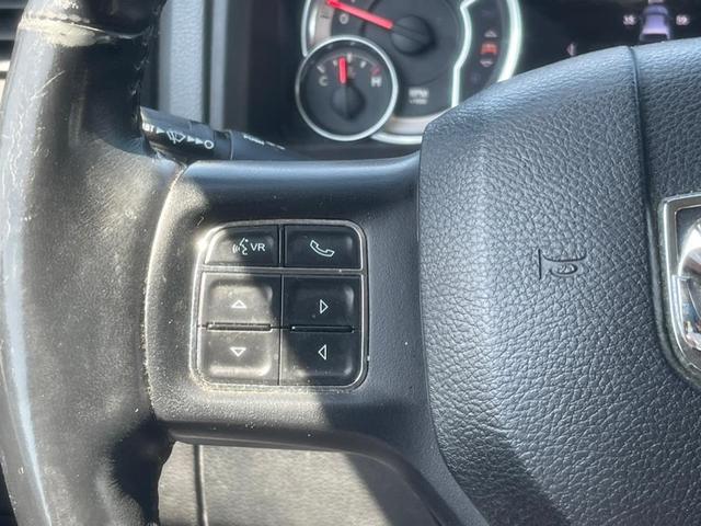 Photo of 2017 Granite Crystal Metallic Clearcoat RAM 1500