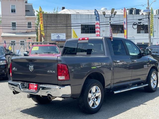 Photo of 2017 Granite Crystal Metallic Clearcoat RAM 1500
