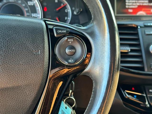 Photo of 2016 Basque Red Pearl II Honda Accord