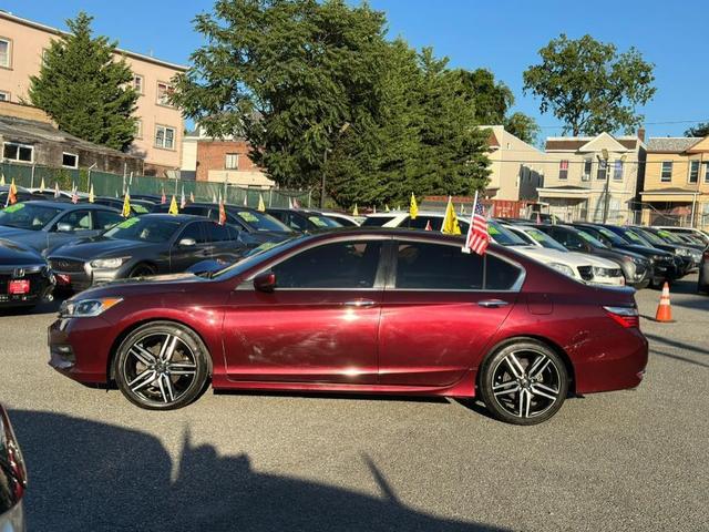 Photo of 2016 Basque Red Pearl II Honda Accord