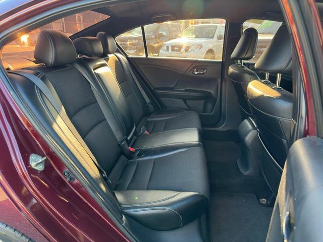 Photo of 2016 Basque Red Pearl II Honda Accord