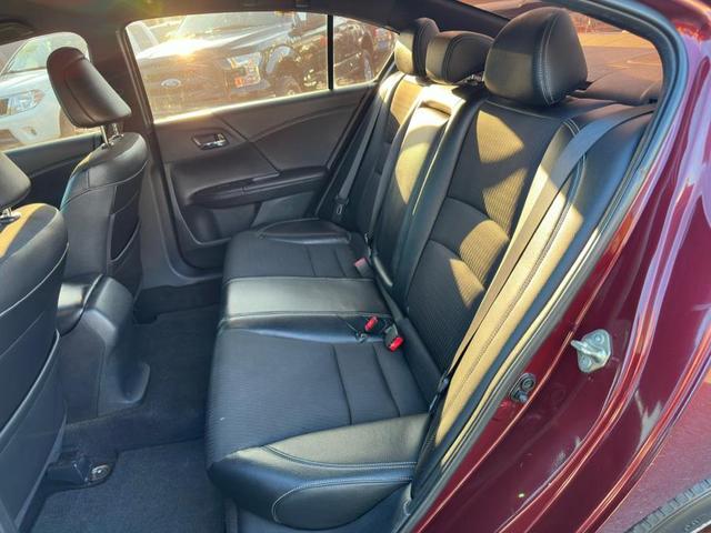 Photo of 2016 Basque Red Pearl II Honda Accord
