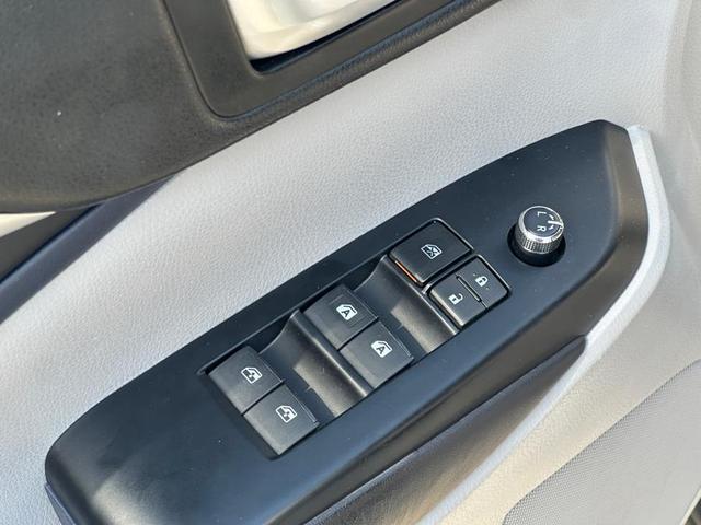 Photo of 2018 Celestial Silver Metallic Toyota Highlander