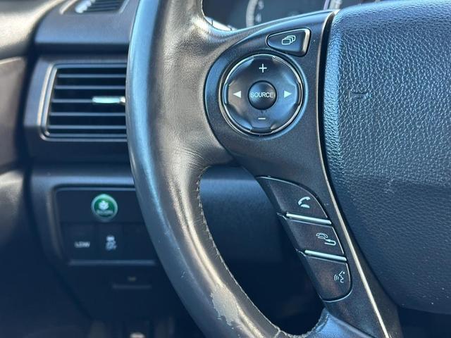 Photo of 2014 Crystal Black Pearl Honda Accord