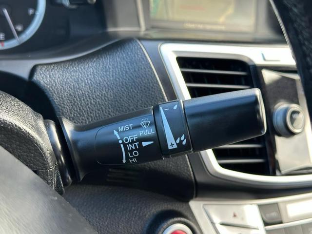 Photo of 2014 Crystal Black Pearl Honda Accord