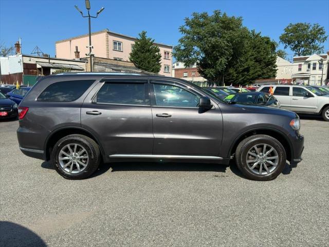 Photo of 2018 Bruiser Gray Clearcoat Dodge Durango