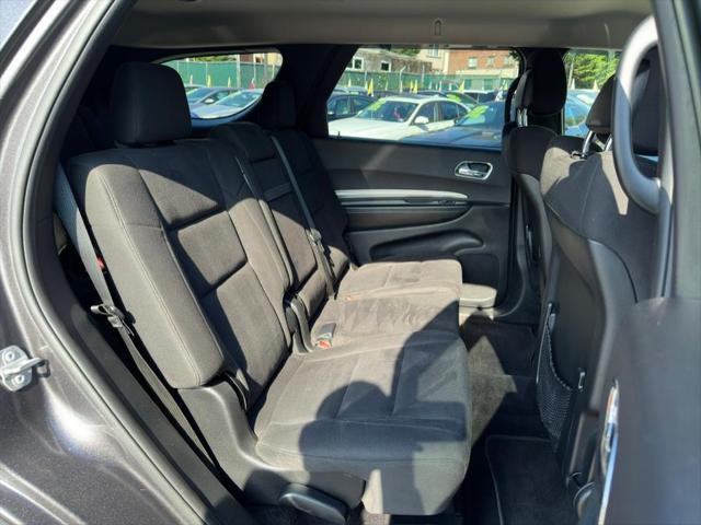 Photo of 2018 Bruiser Gray Clearcoat Dodge Durango