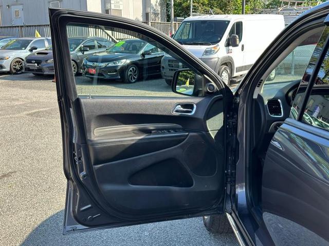 Photo of 2018 Bruiser Gray Clearcoat Dodge Durango