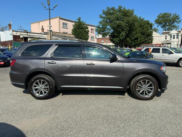 Photo of 2018 Bruiser Gray Clearcoat Dodge Durango