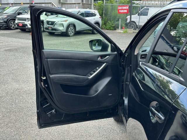Photo of 2016 Jet Black Mica Mazda CX-5