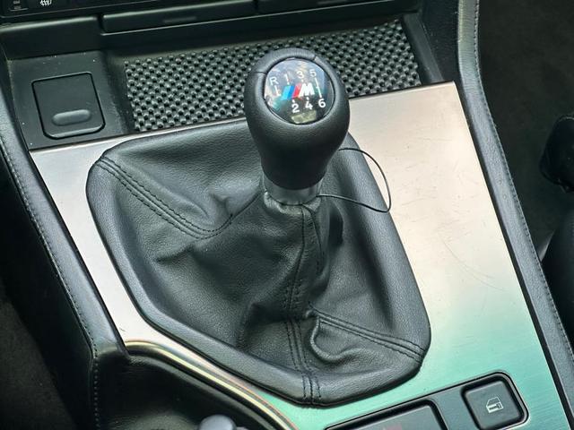 Photo of 2000 Titanium Silver Metallic BMW M5