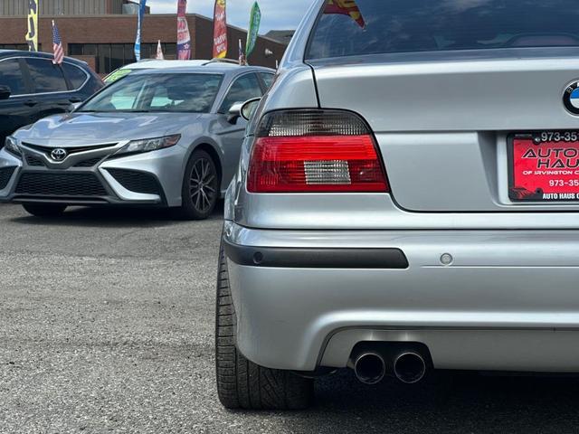 Photo of 2000 Titanium Silver Metallic BMW M5