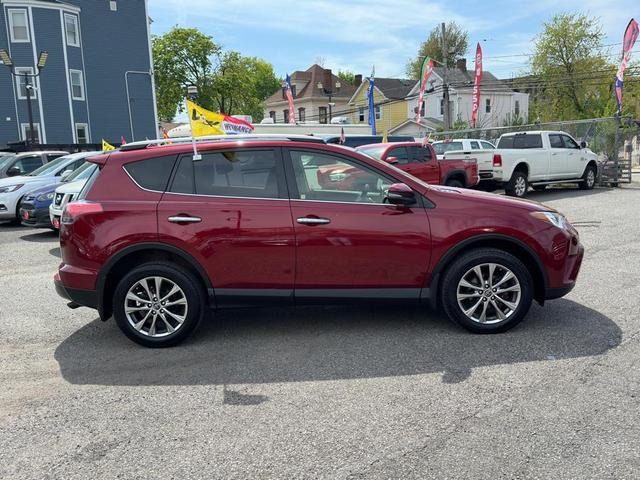 Photo of 2018 Ruby Flare Pearl Toyota RAV4
