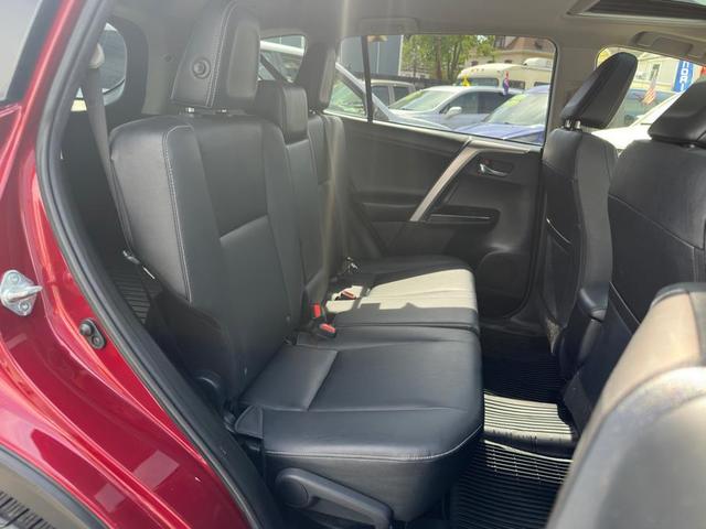 Photo of 2018 Ruby Flare Pearl Toyota RAV4