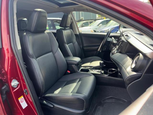 Photo of 2018 Ruby Flare Pearl Toyota RAV4