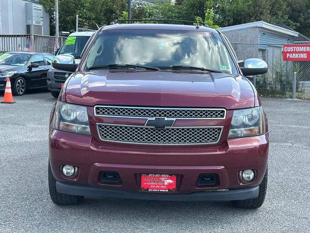 Photo of 2008 Deep Ruby Metallic Chevrolet Suburban