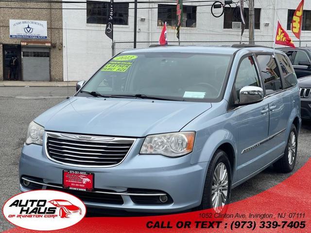 2013 Chrysler Town & Country