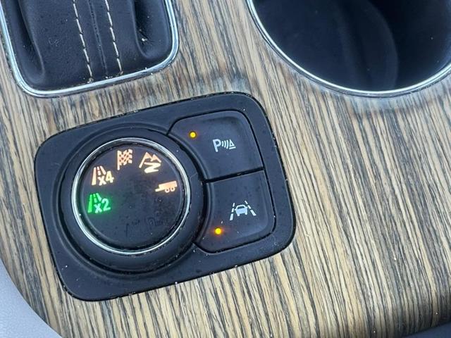 Photo of 2017 GREEN GMC Acadia