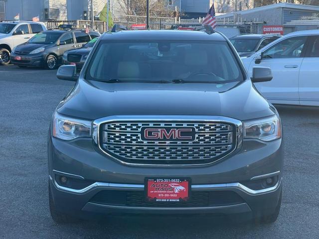 Photo of 2017 GREEN GMC Acadia