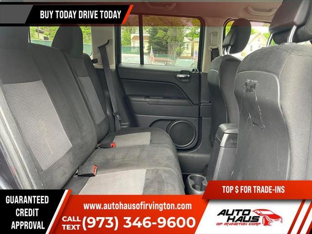 Photo of 2014 Black Clearcoat Jeep Patriot