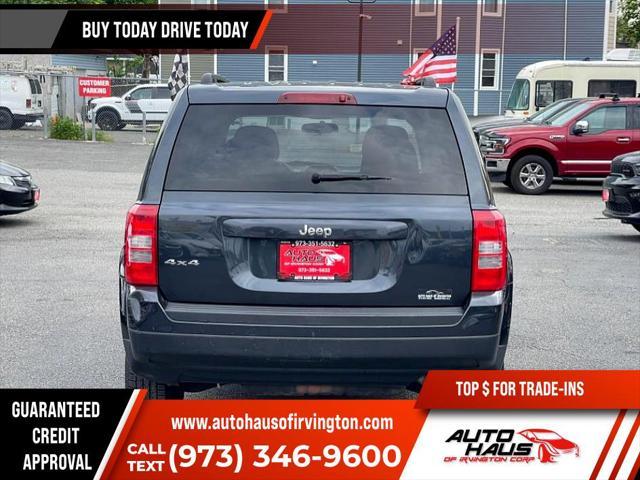 Photo of 2014 Black Clearcoat Jeep Patriot
