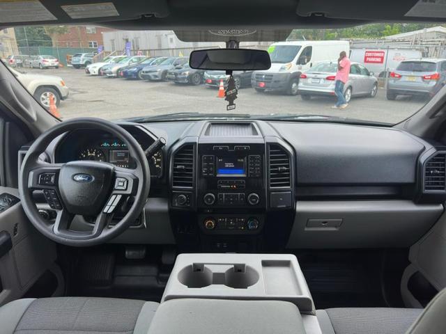 Photo of 2015 Tuxedo Black Metallic Ford F-150
