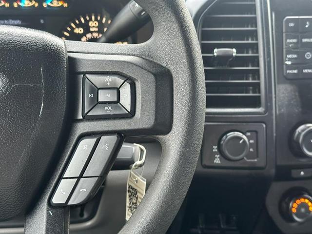 Photo of 2015 Tuxedo Black Metallic Ford F-150