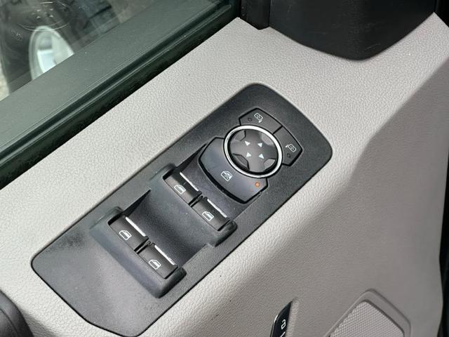 Photo of 2015 Tuxedo Black Metallic Ford F-150