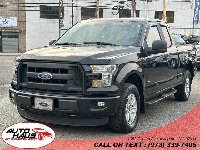 Photo of 2015 Tuxedo Black Metallic Ford F-150