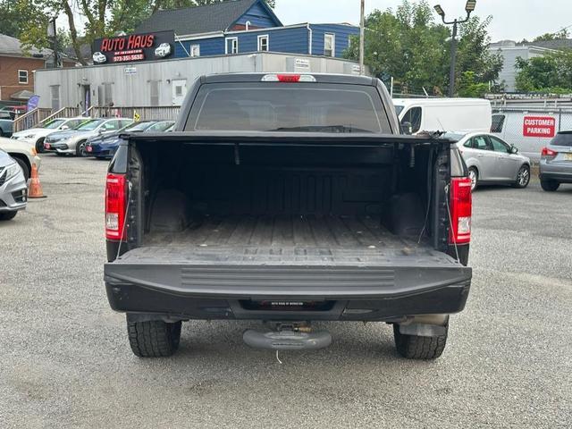 Photo of 2015 Tuxedo Black Metallic Ford F-150